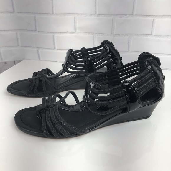 Donald J Pliner Dexi black patent wedge sandals 6 - Picture 5 of 13